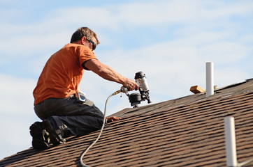 How to Build a Strong Online Presence for Your Roofing Company